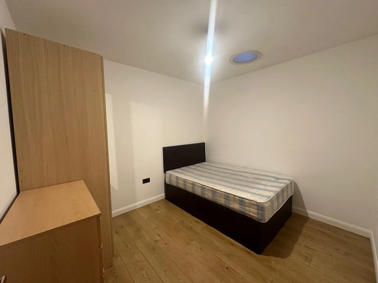2 Common Road, HUDDERSFIELD, photo 6