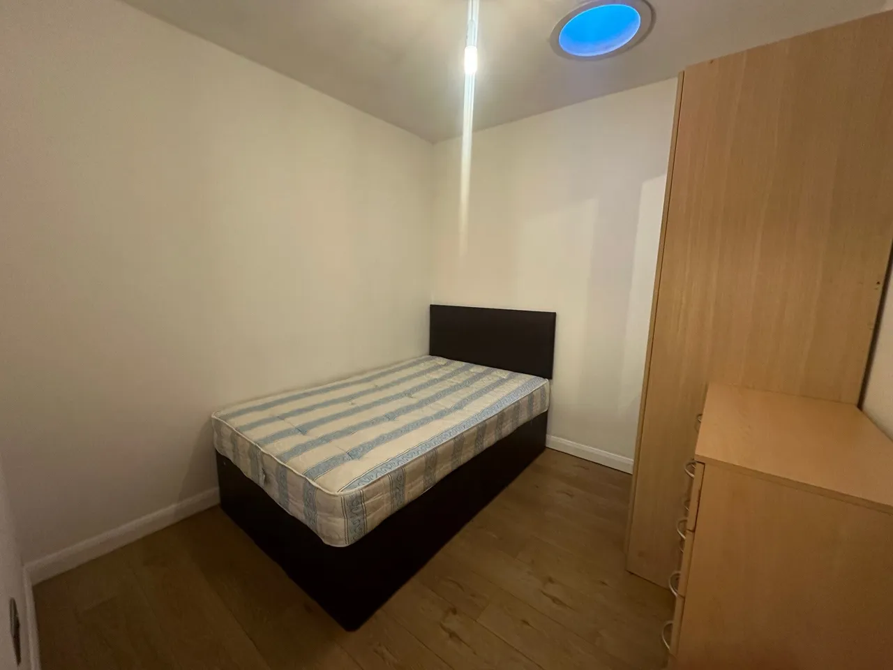 2 Common Road, HUDDERSFIELD, photo 7