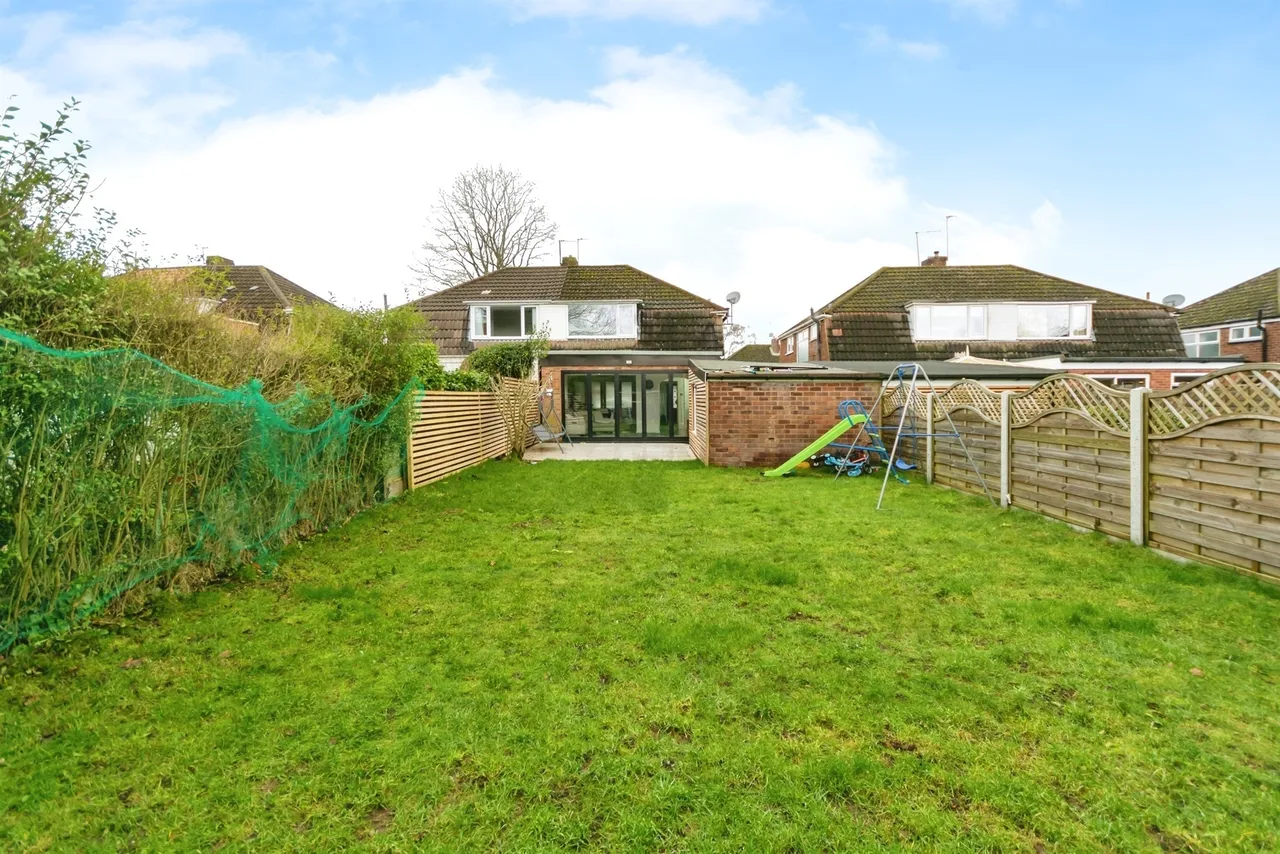 Bronte Farm Road, Shirley, B90, photo 16