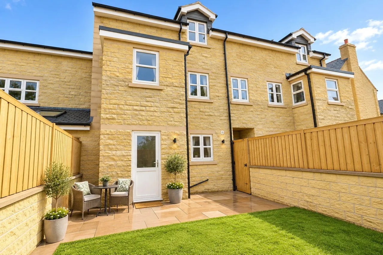 Leek Road, Buxton, Derbyshire, SK17, photo 13