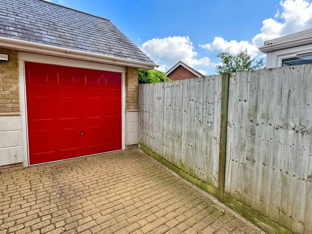 Dettingen Crescent, Deepcut, photo 20