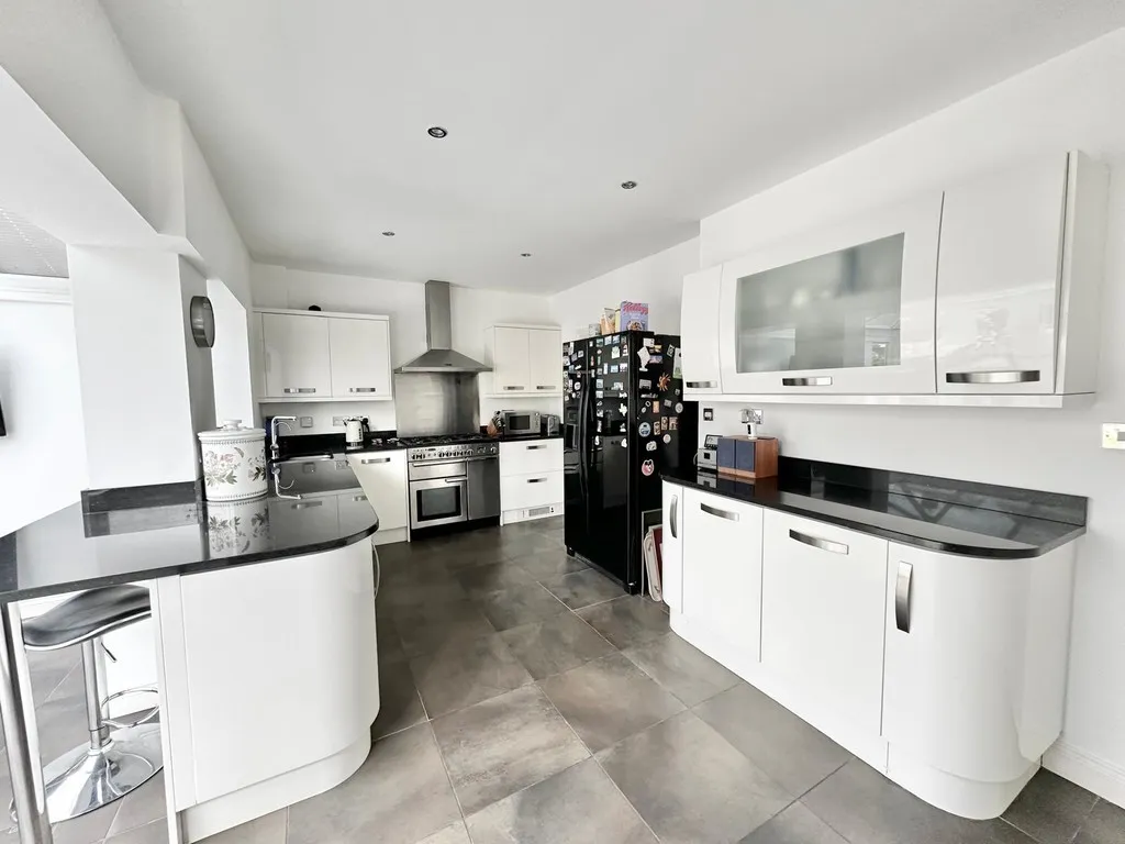 Dettingen Crescent, Deepcut, photo 33