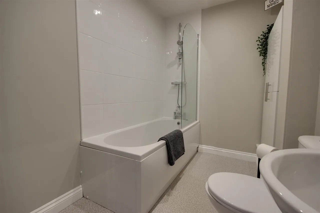 Lissett Close, Leconfield, photo 6