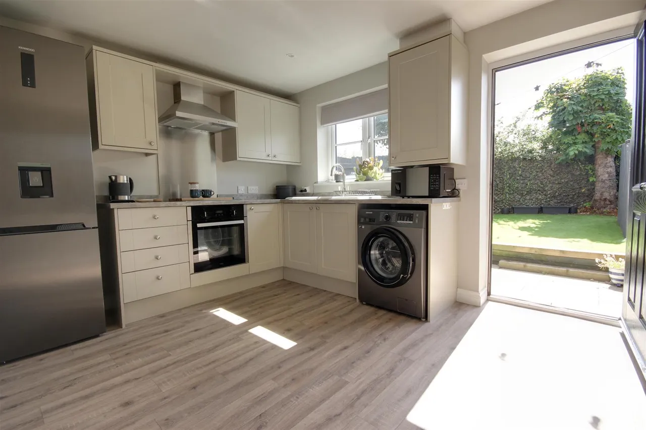 Lissett Close, Leconfield, photo 3