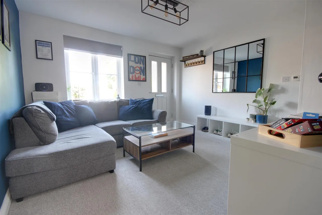 Lissett Close, Leconfield, photo 2