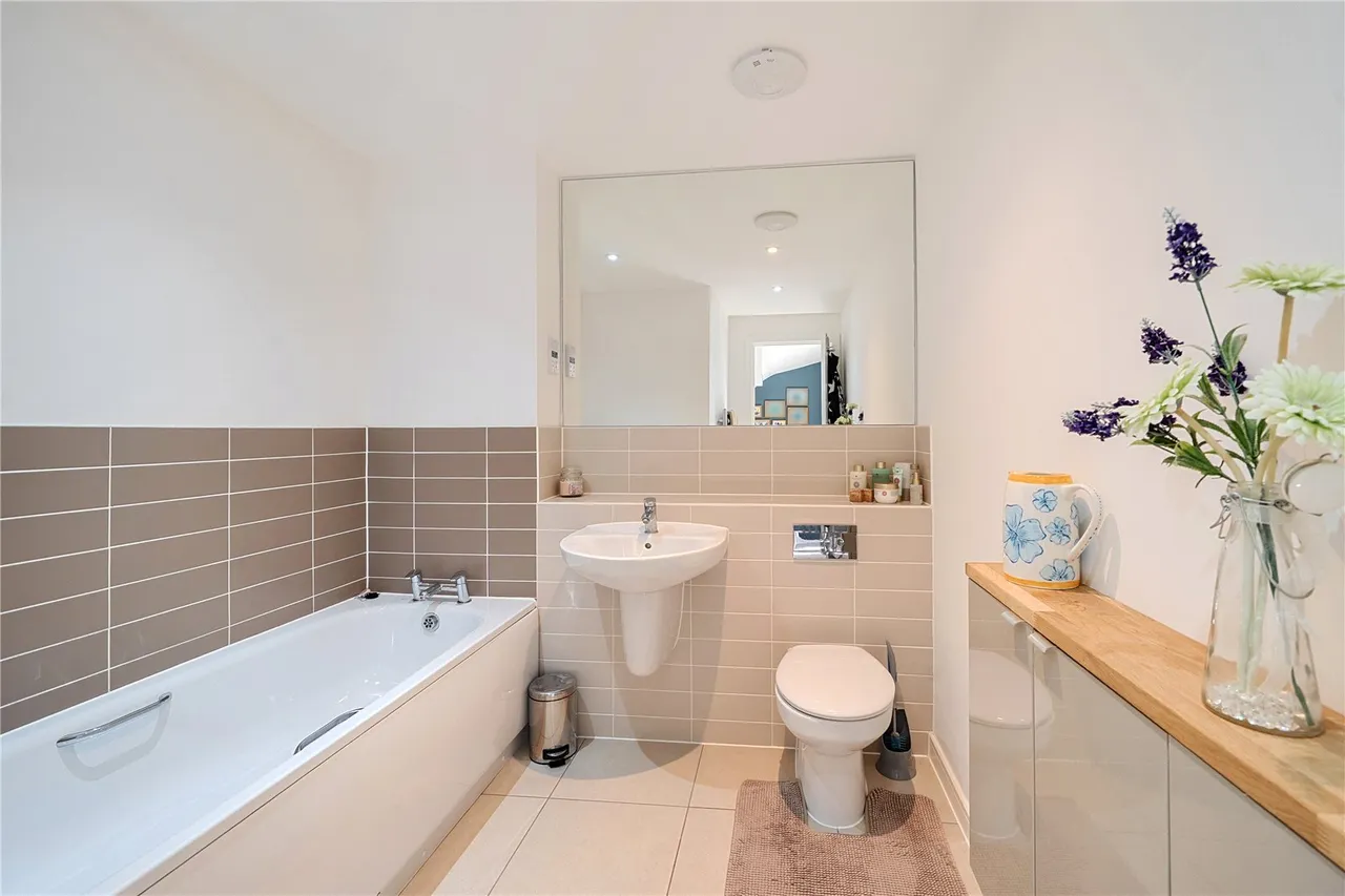 Inkerman Lane, Wellesley, GU11, photo 15