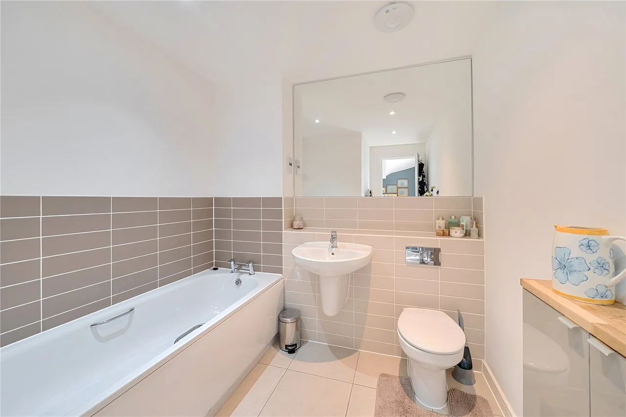 Inkerman Lane, Wellesley, GU11, photo 13