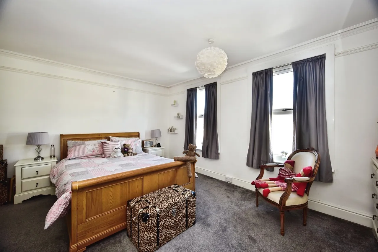 Sheals Crescent, Maidstone, Kent, ME15, photo 9