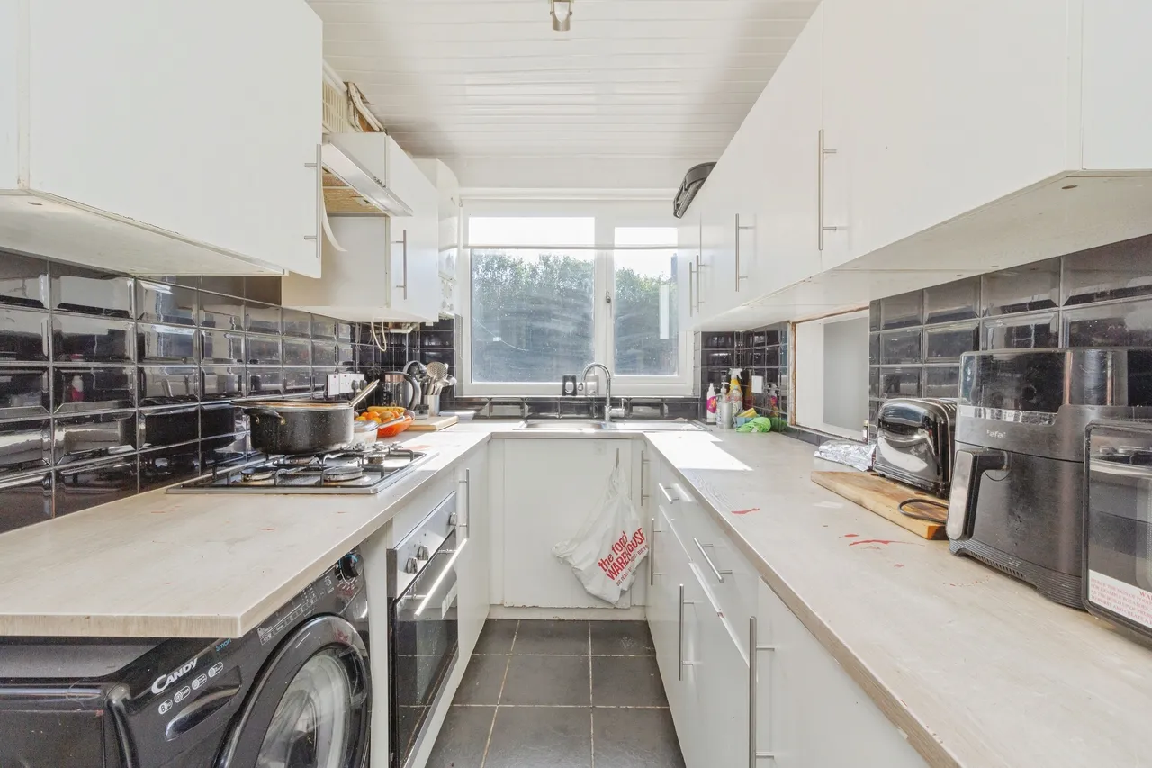 Harrowgate Drive, Leicester, LE4, photo 4