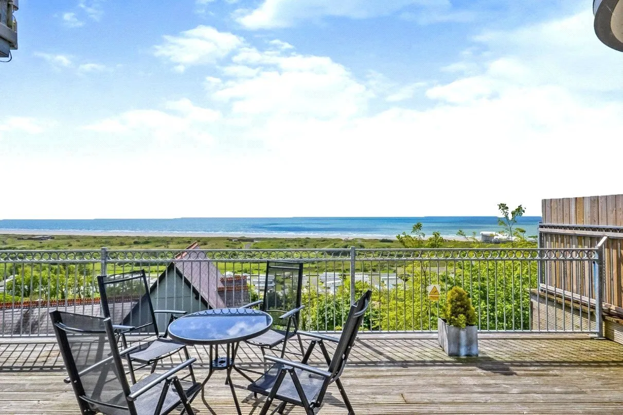 Coastal View, Pendine, SA33, photo 7