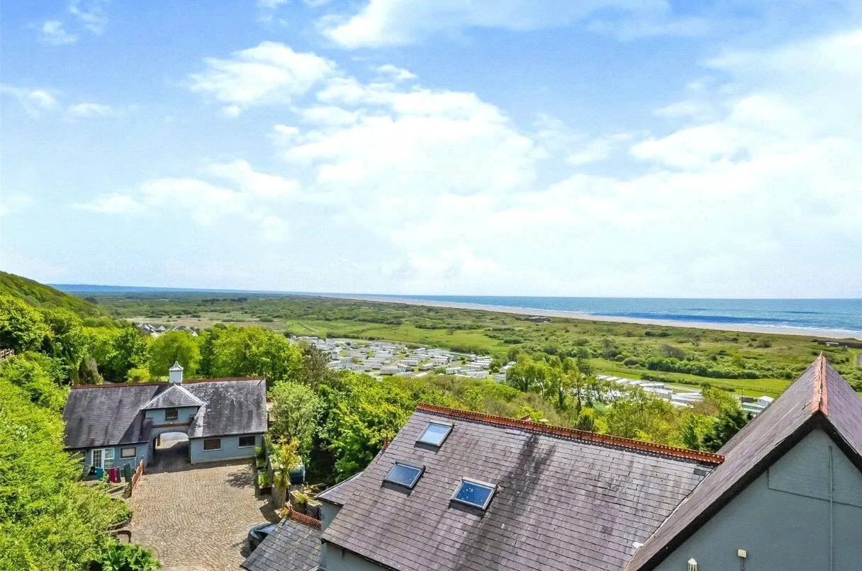 Coastal View, Pendine, SA33, photo 8