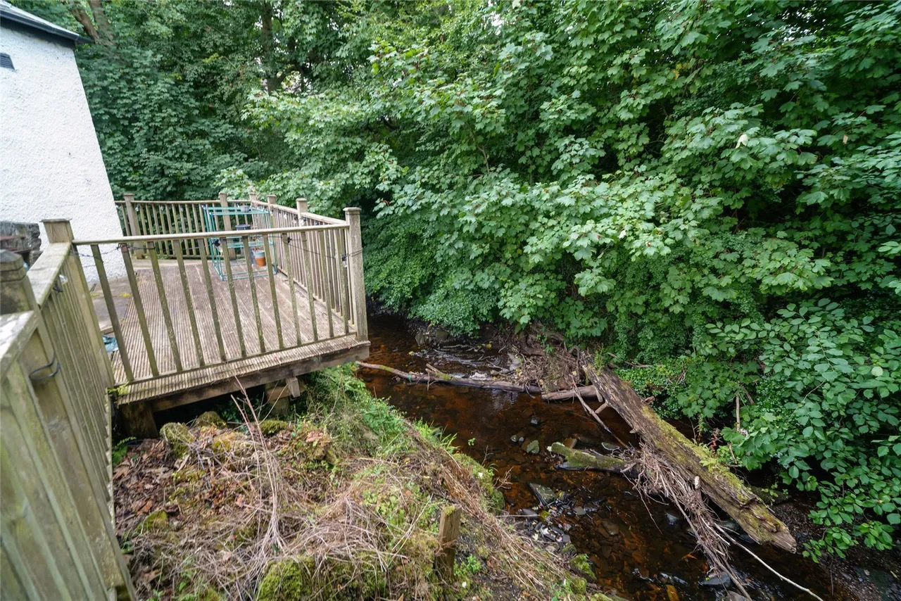 Main Road, Cardross, G82, photo 17