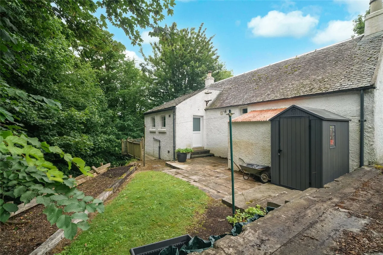 Main Road, Cardross, G82, photo 16