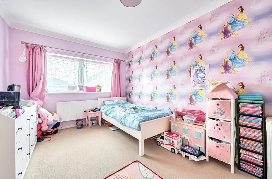Chatham Close, Salisbury, SP1, photo 5