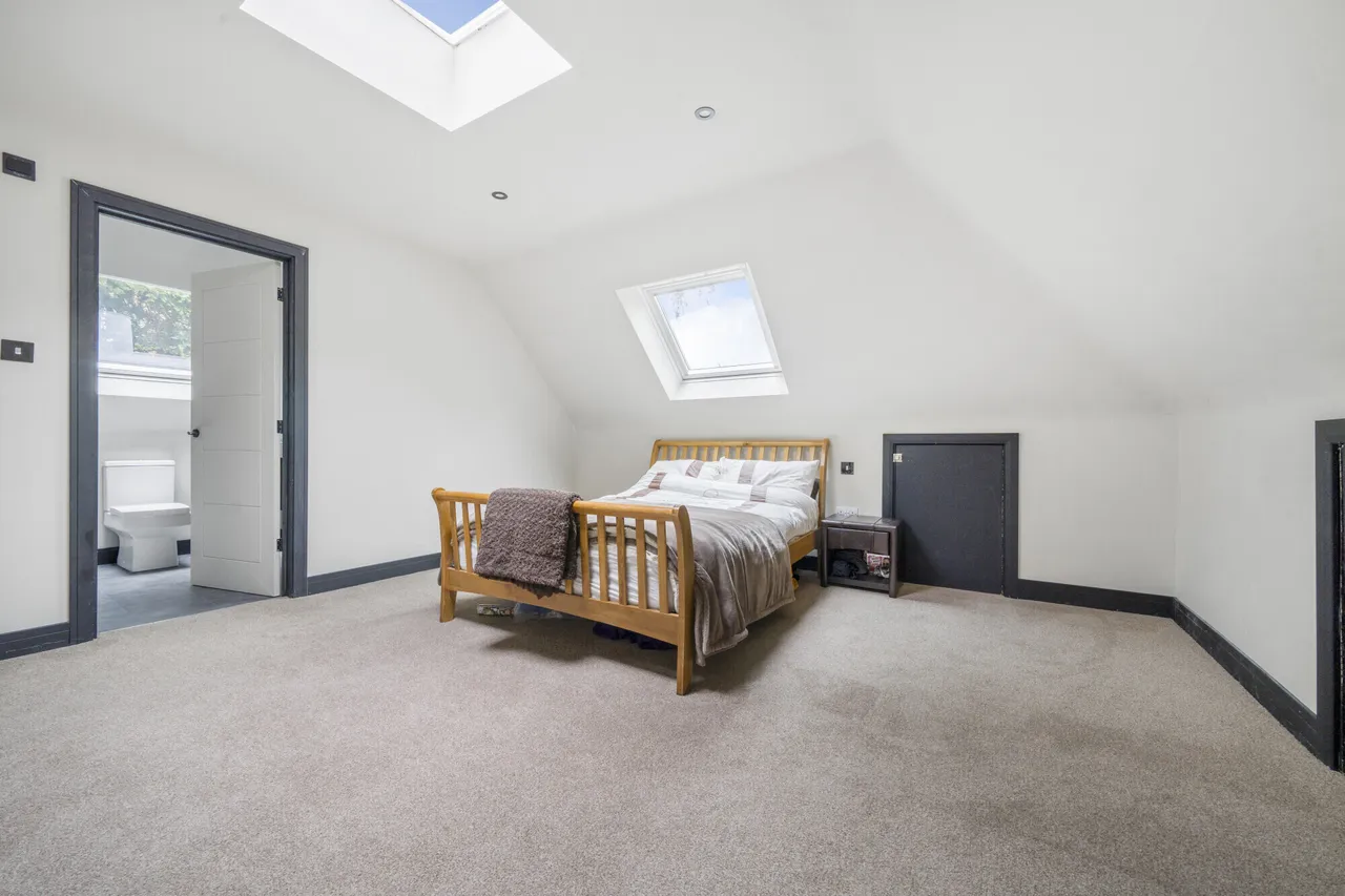 Holden Road, Woodside Park, N12, photo 7