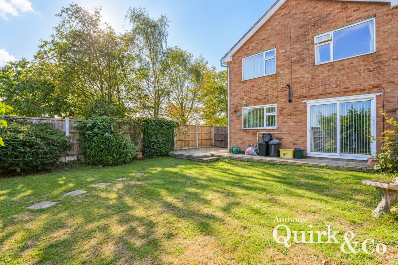 Meadow View Walk, Canvey Island, SS8, photo 19