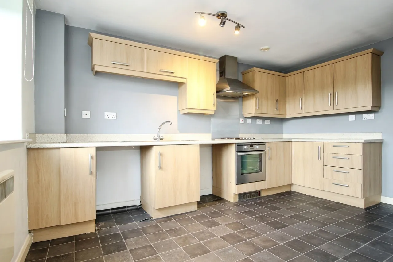 Fenton Place, Middleton, Leeds, West Yorkshire, LS10, photo 9