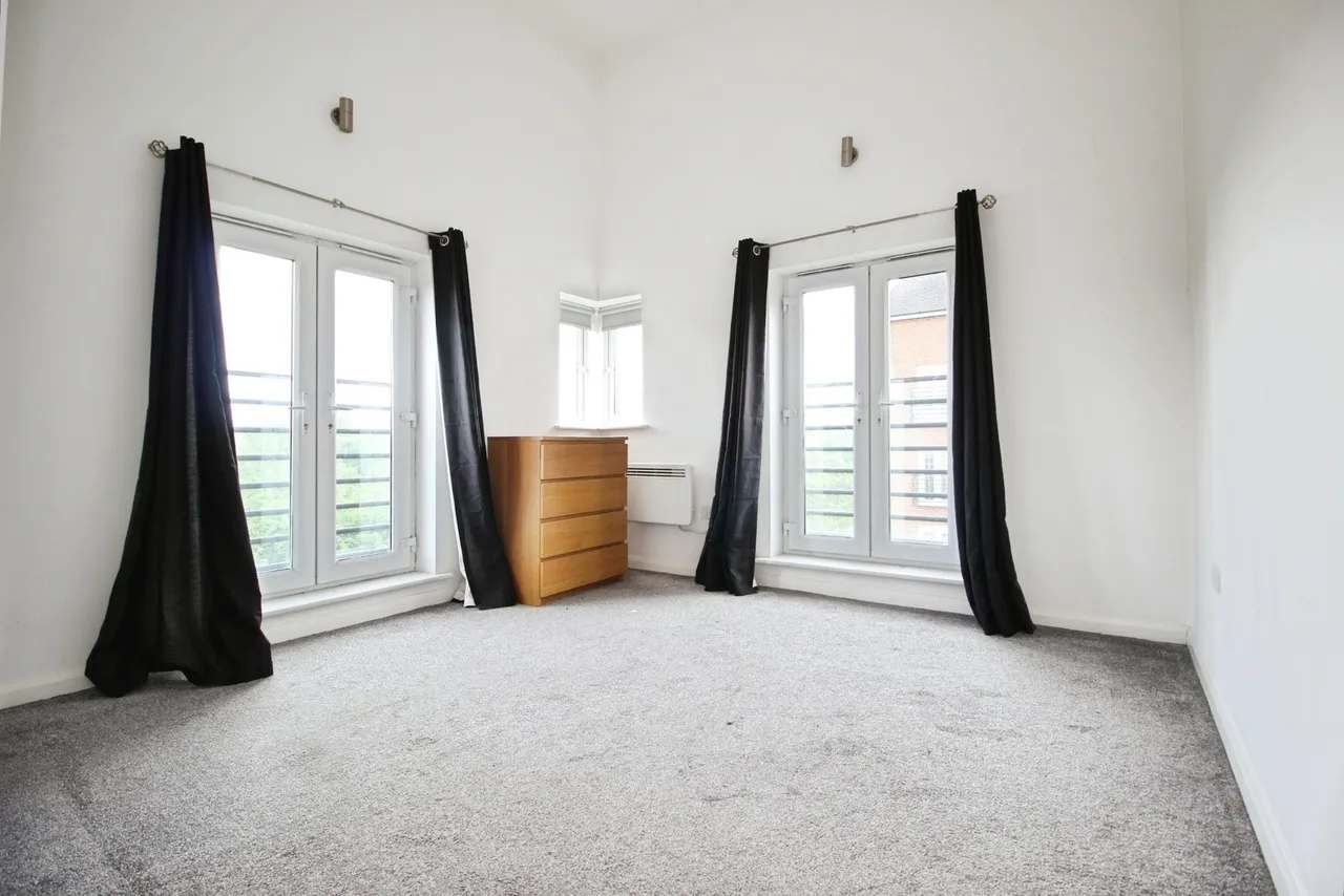Fenton Place, Middleton, Leeds, West Yorkshire, LS10, photo 13