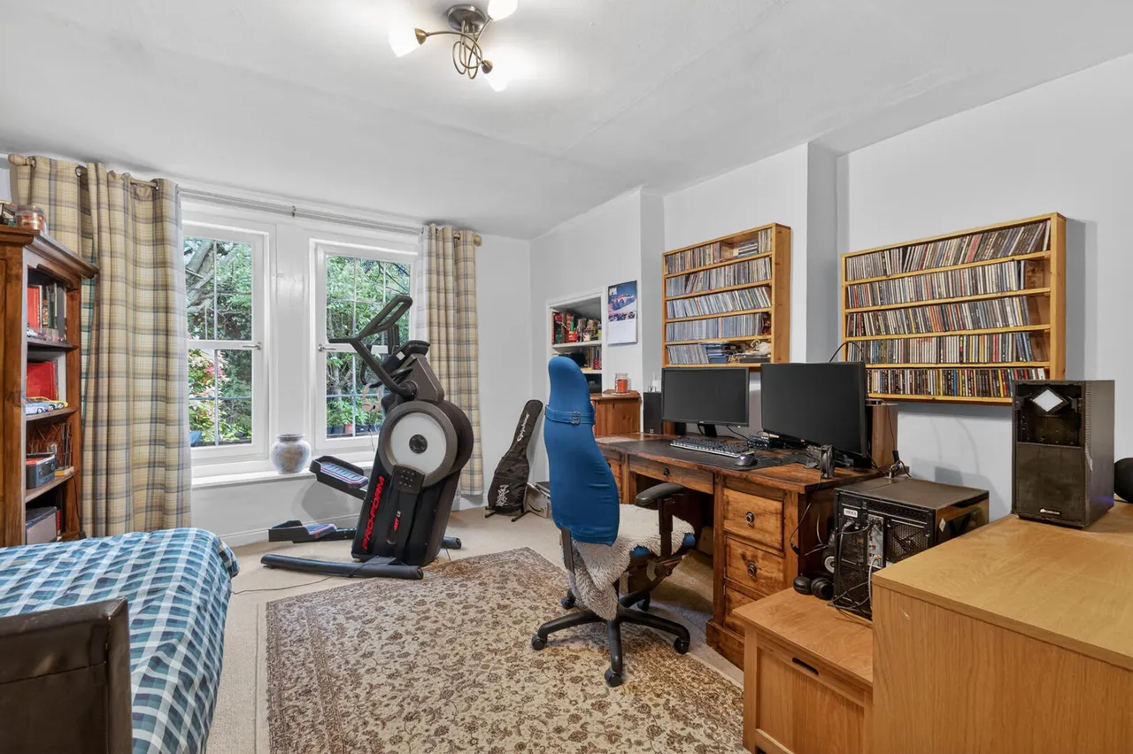 Bangor Road, holywood, BT18, photo 16