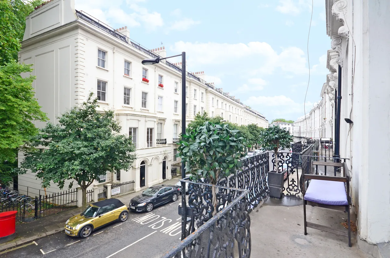 Flat C, 216 Gloucester Terrace, London, photo 6