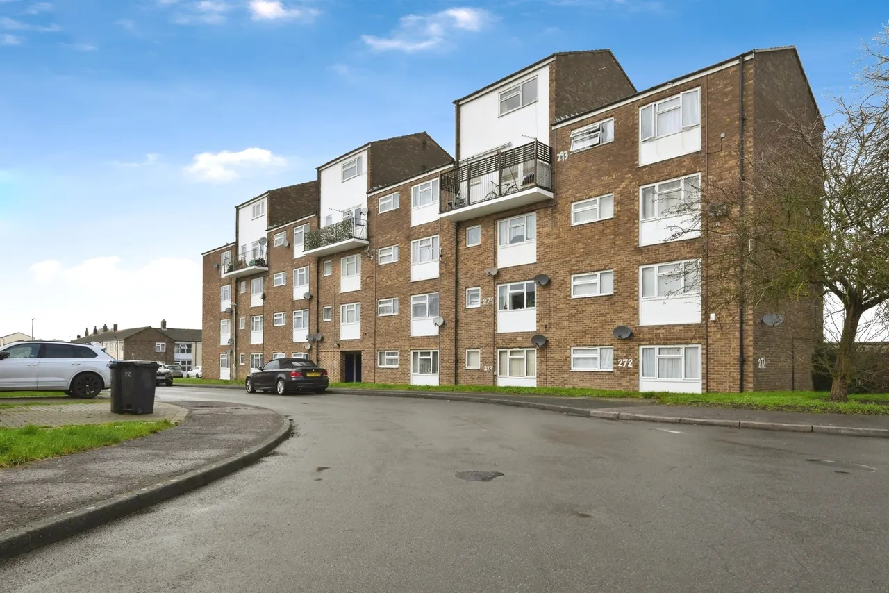1 bed flat for sale — Rivermill, Harlow