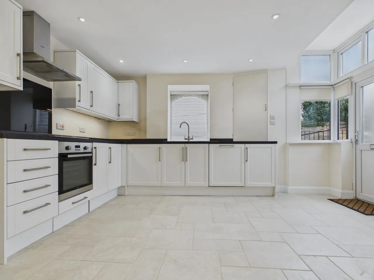 Cheltenham Mount, Harrogate, HG1, photo 2