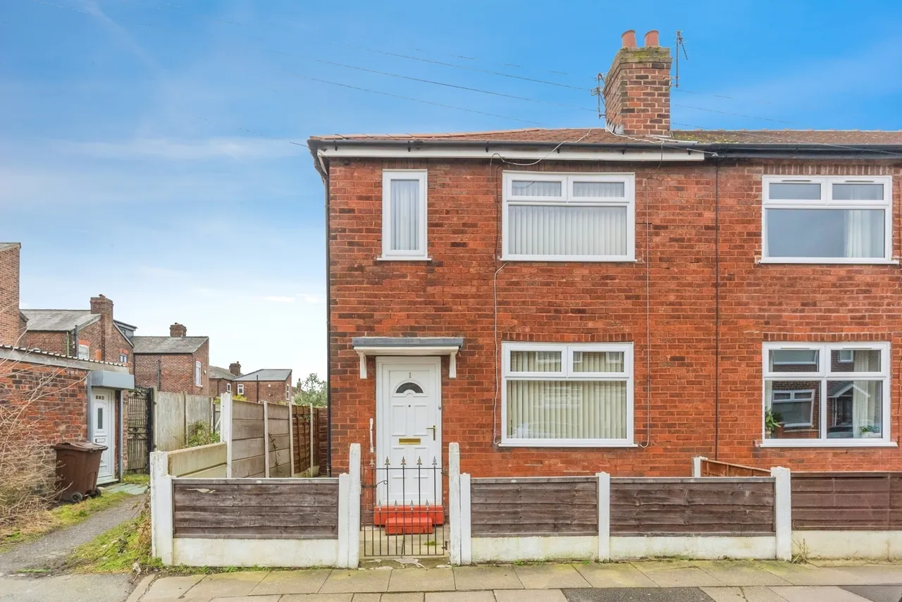 2 bed house for sale — Arundel Street, Wardley, Swinton, Manchester, M27