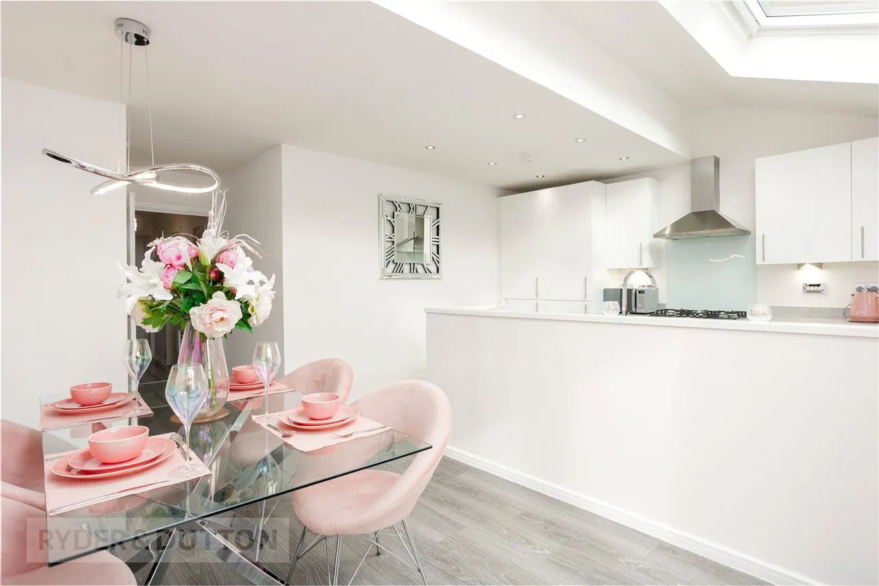Water Mill Avenue, Chadderton, OL9, photo 3