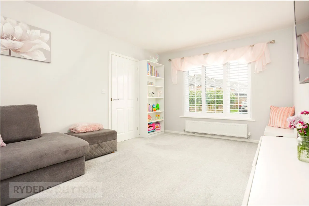 Water Mill Avenue, Chadderton, OL9, photo 6