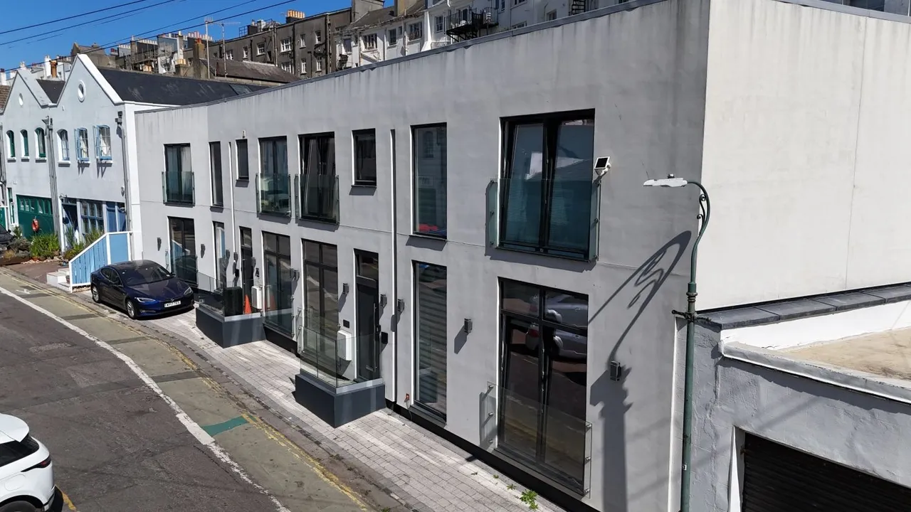 La Manche St Johns Road, BN3, photo 15