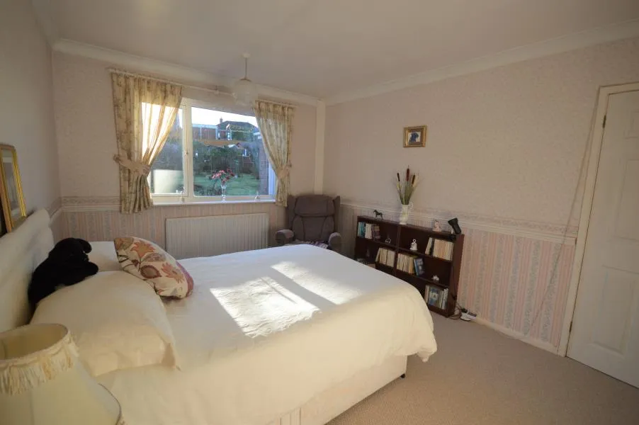 East Road, Ketley Bank, photo 13