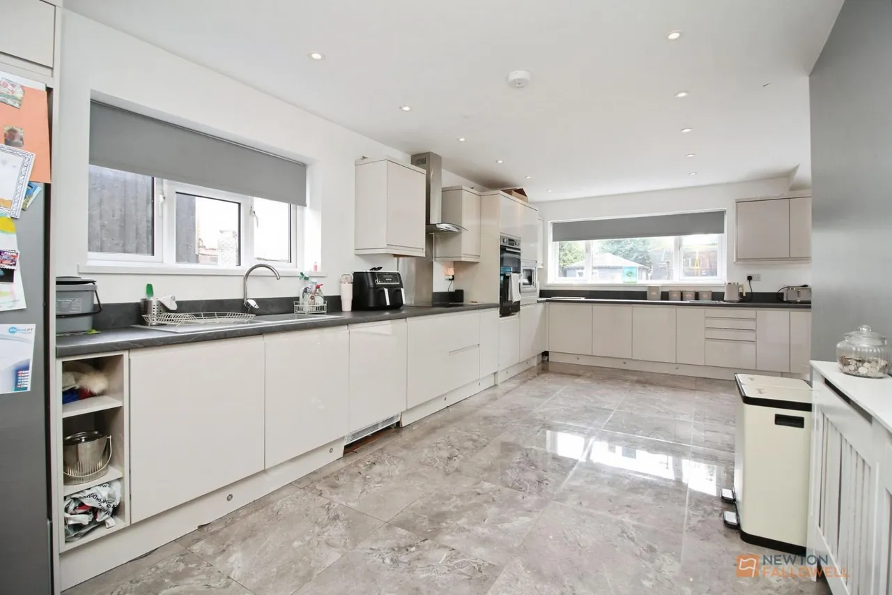 Woodland Drive, Leicester, LE3, photo 3