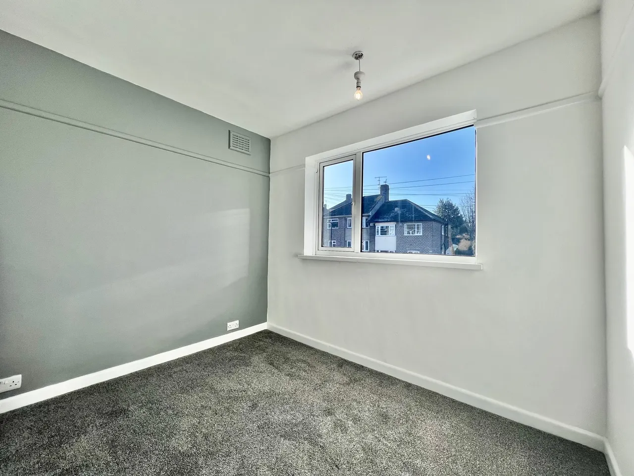 Ashburnham Close, SO19, photo 4