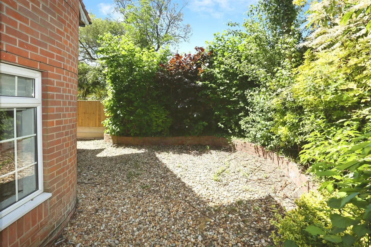 The Avenue, Fareham, photo 10