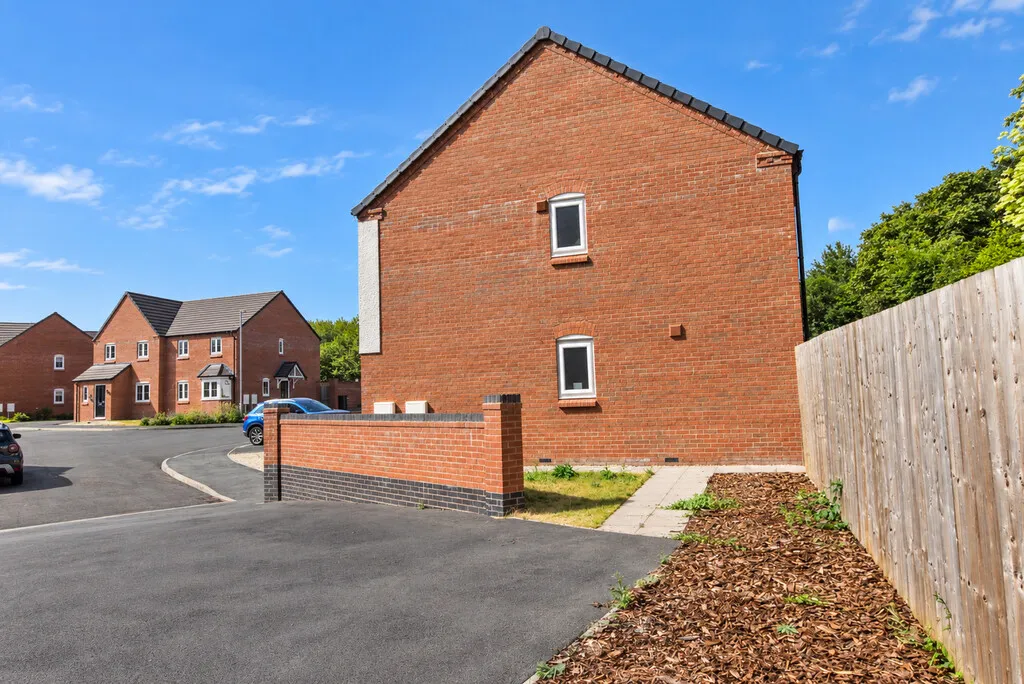 Milestone Road, Loggerheads, photo 19