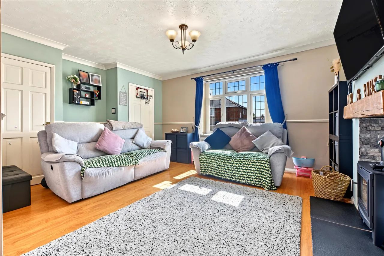 Doncaster Avenue, Sandiacre, NG10, photo 6