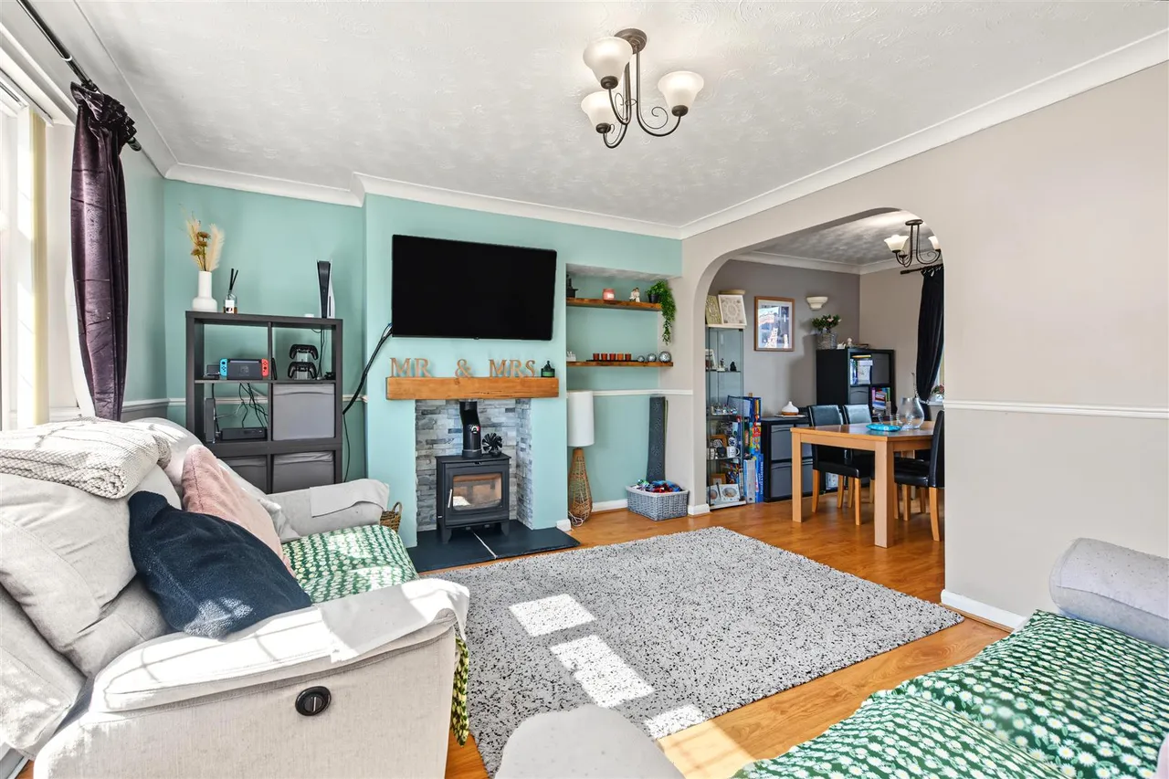 Doncaster Avenue, Sandiacre, NG10, photo 2