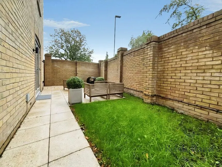 Kensington Gardens, Lynton Lane, SK9, photo 16