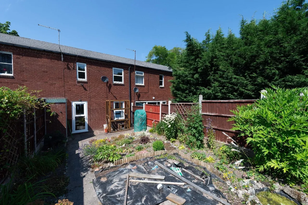 Iris Crescent, Wrockwardine Wood, Telford TF2 7RD, photo 15