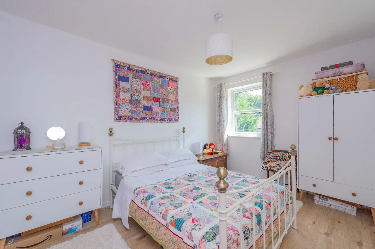Iris Crescent, Wrockwardine Wood, Telford TF2 7RD, photo 11