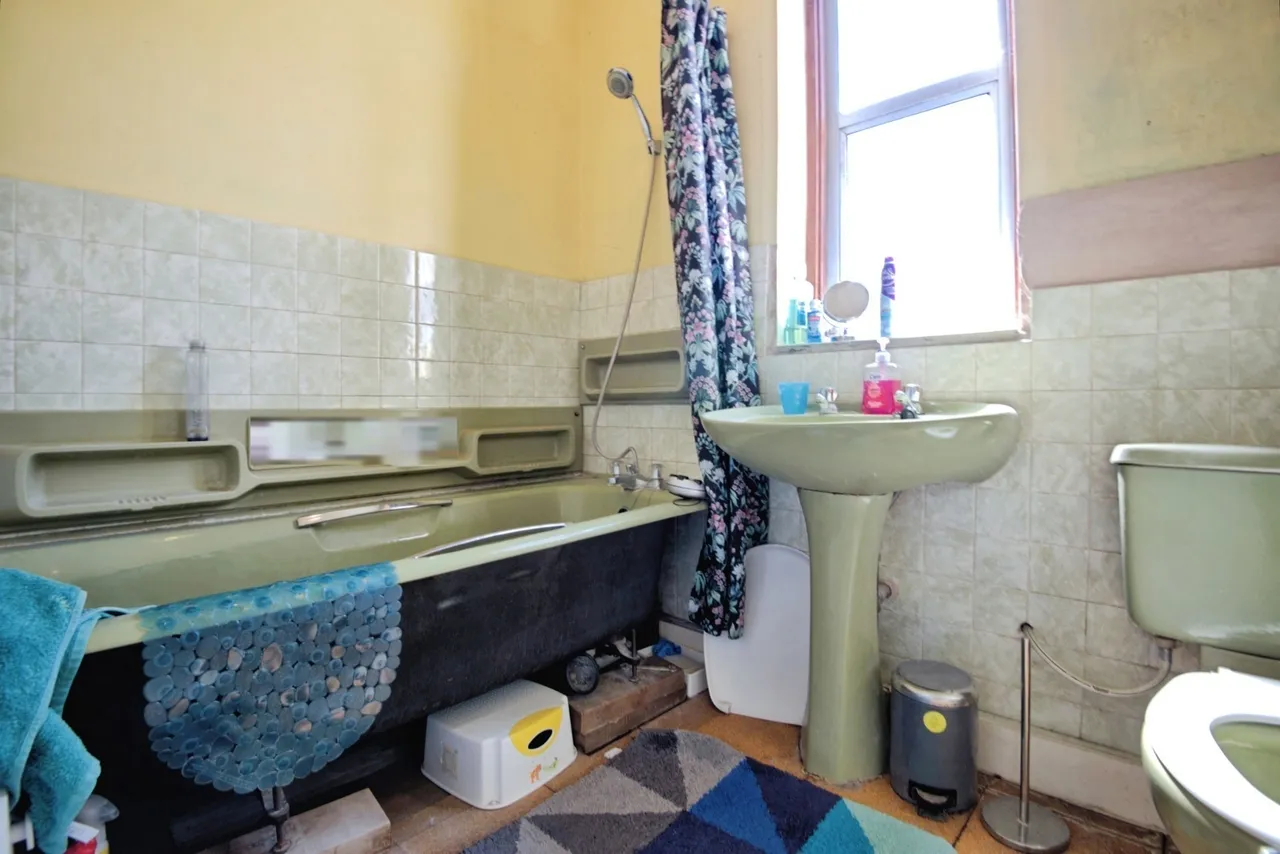 Sandringham Road, Southend-on-Sea, Essex, SS1, photo 12