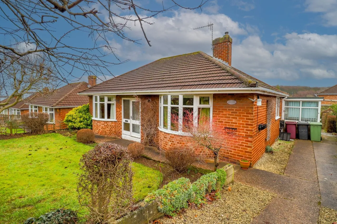 2 bed house for sale, Langer Lane, Wingerworth, S42