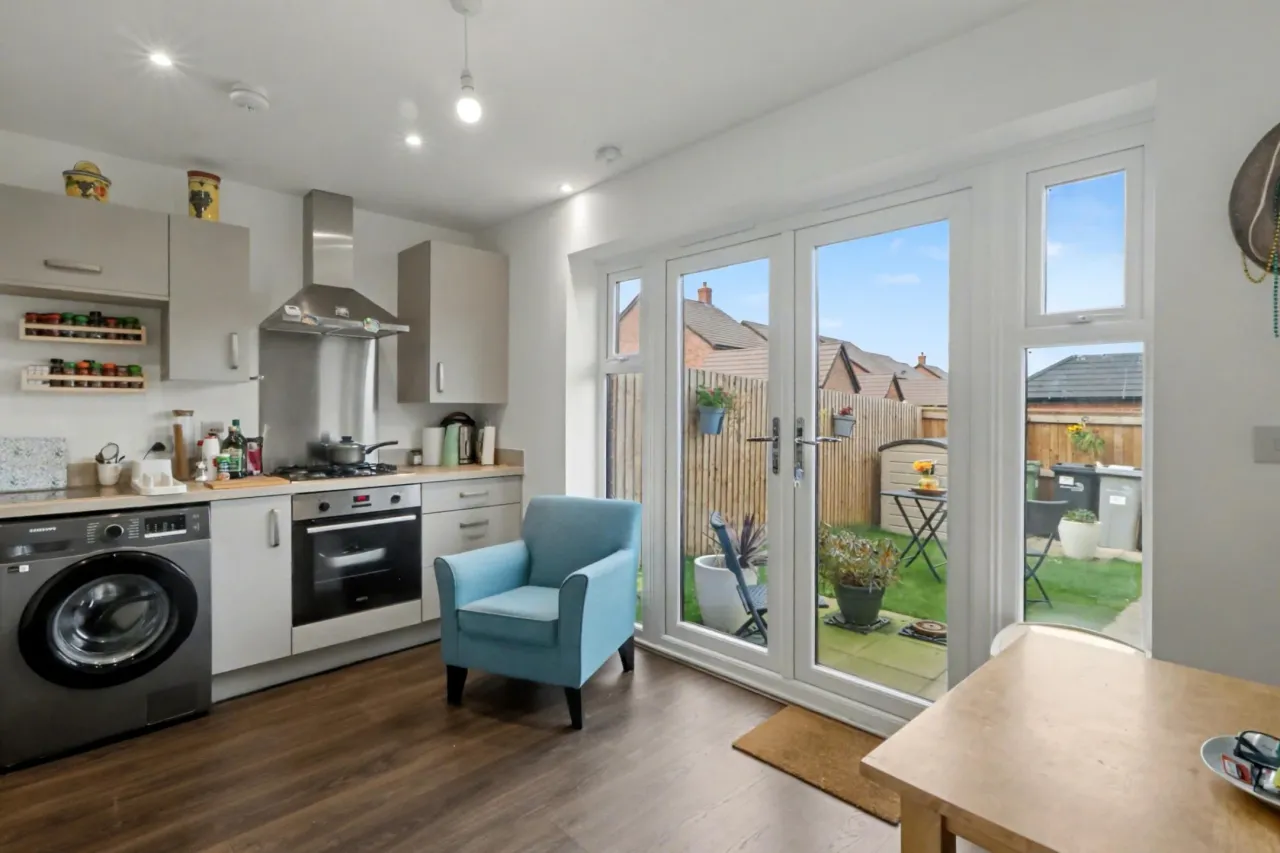 Geoffrey Way, Somerford, CW12, photo 7