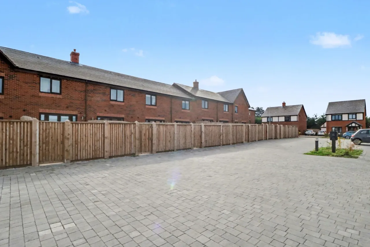 Geoffrey Way, Somerford, CW12, photo 20