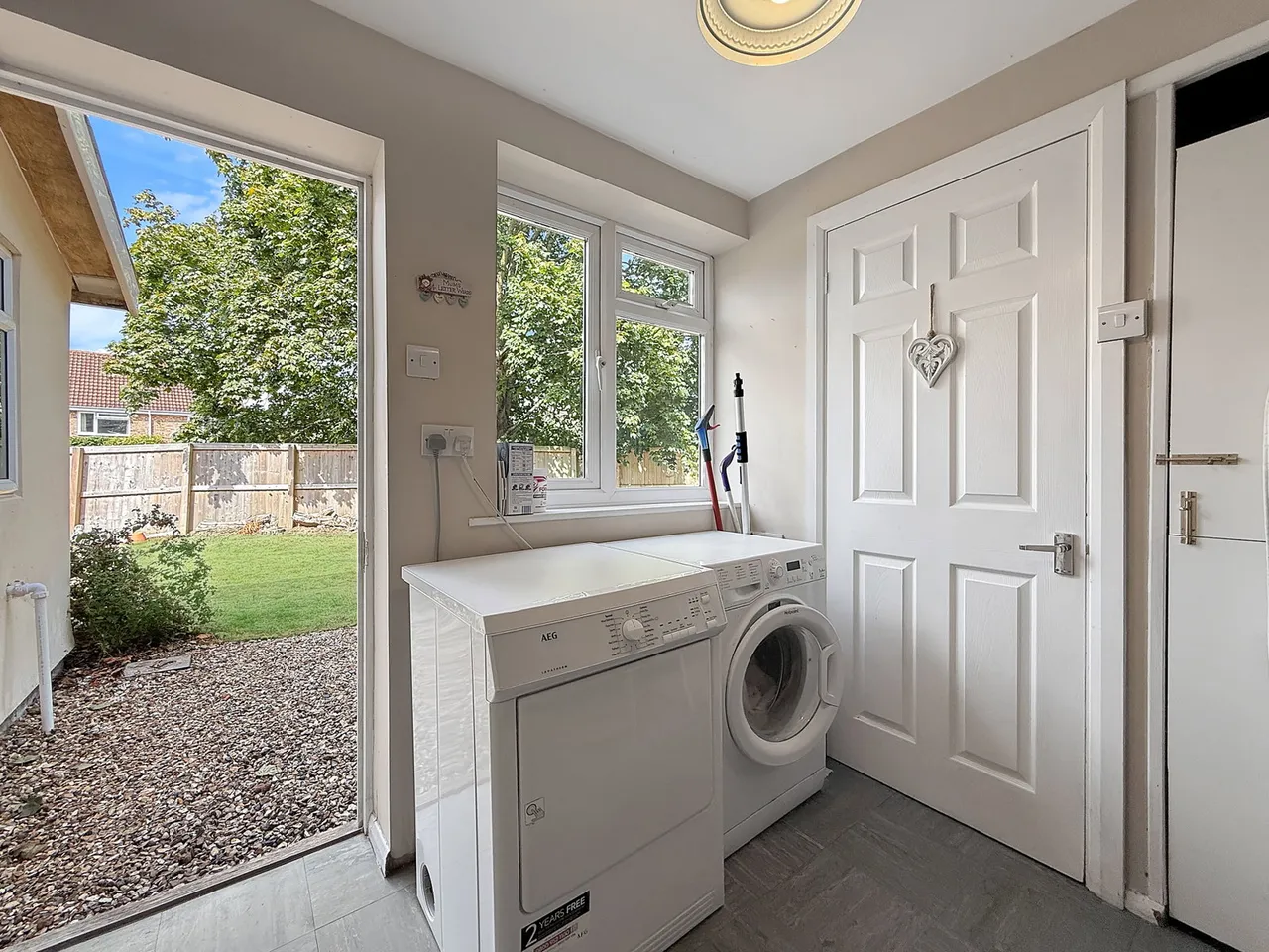 Victoria Park, Great Cheverell, SN10, photo 12