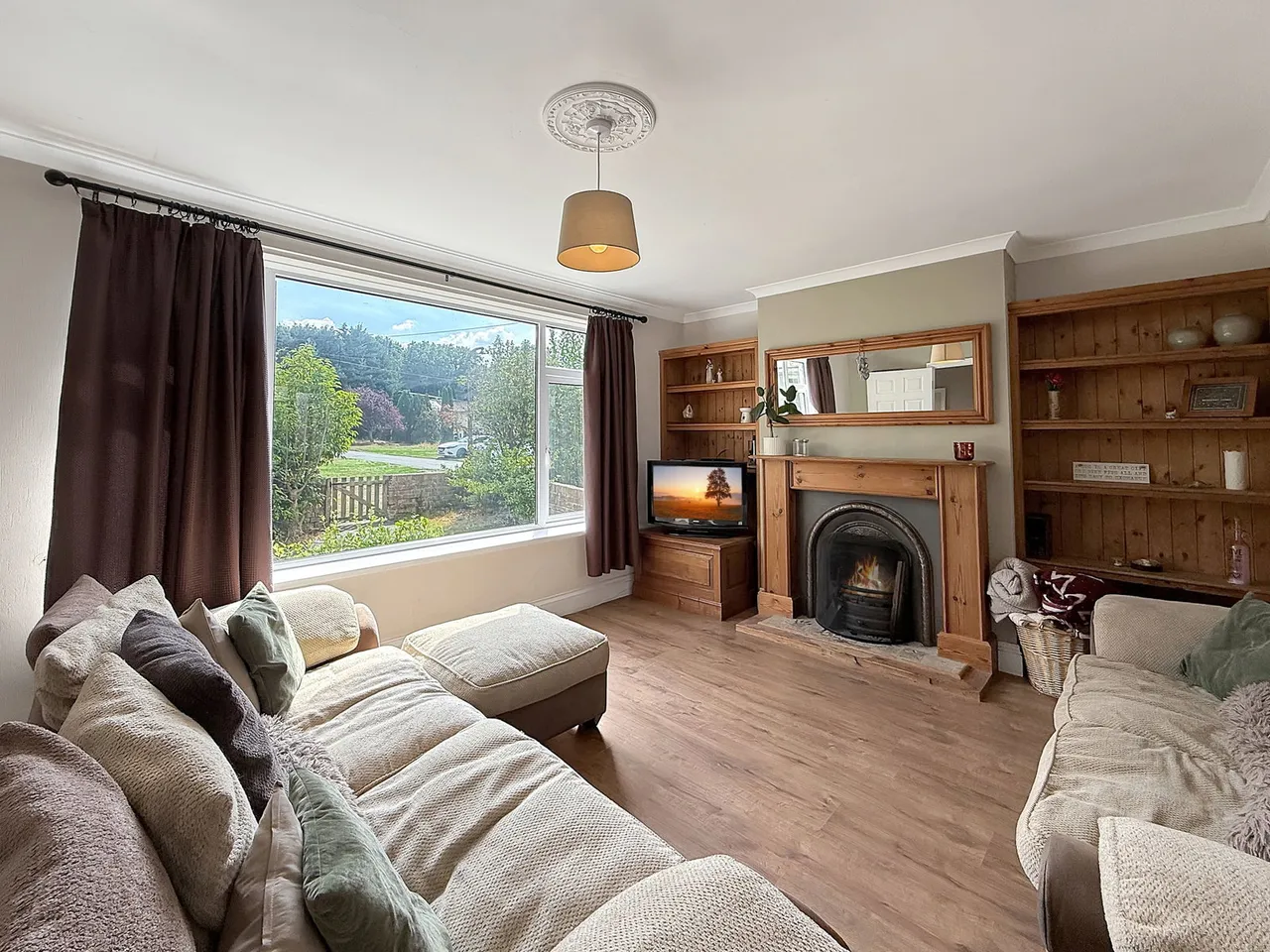 Victoria Park, Great Cheverell, SN10, photo 4