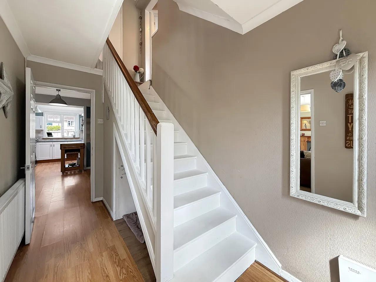 Victoria Park, Great Cheverell, SN10, photo 2