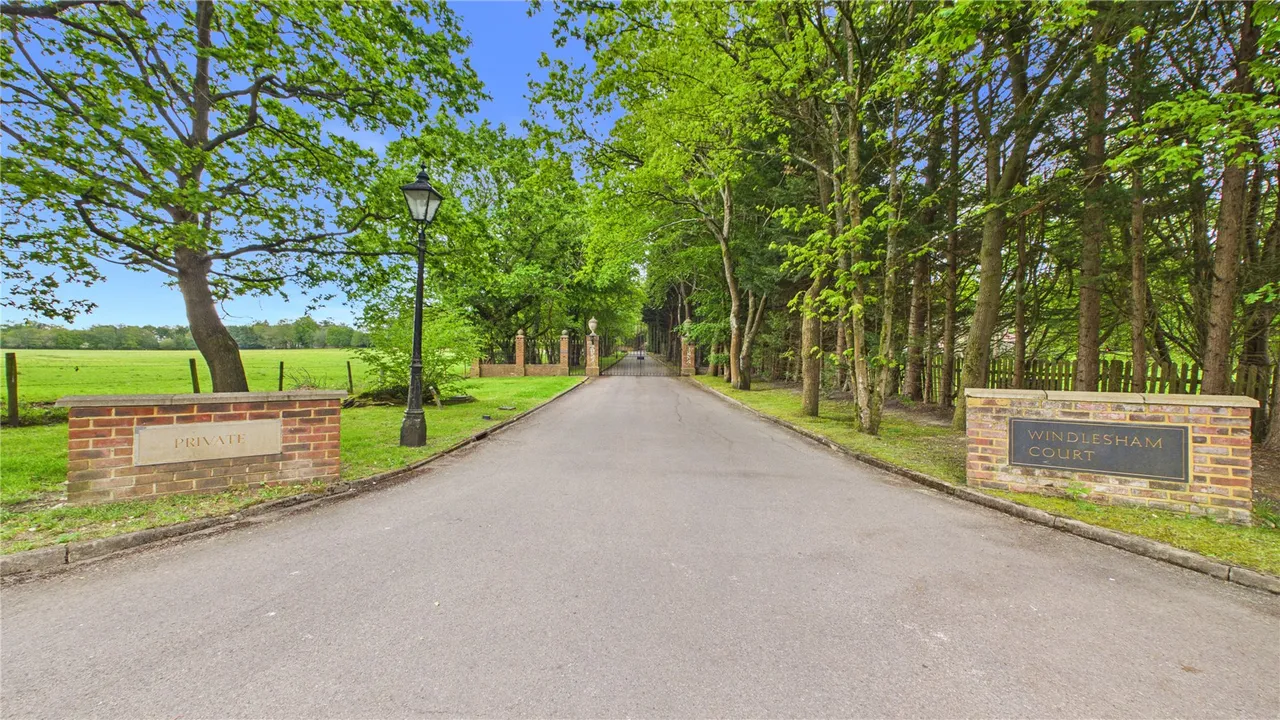 Snows Ride, Windlesham, GU20, photo 23