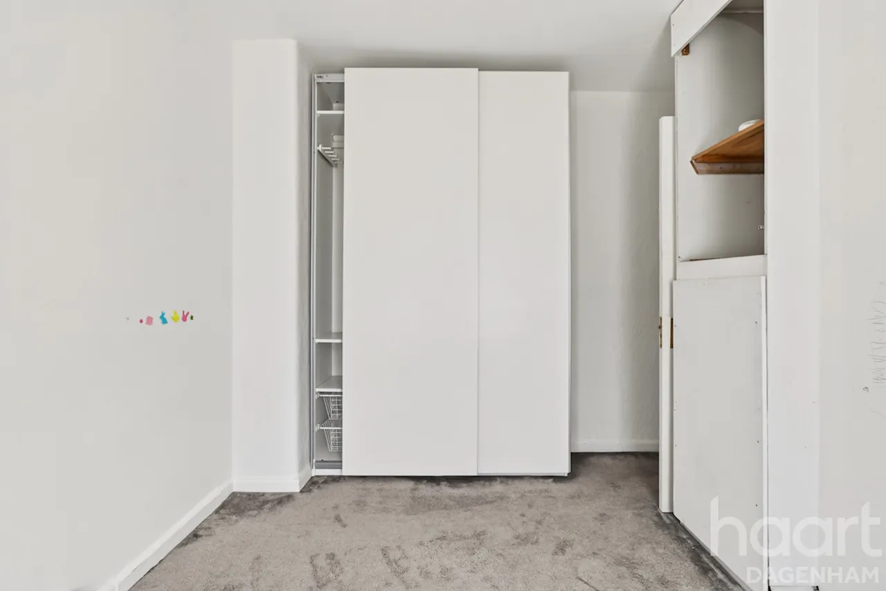 Ilchester Road, Dagenham, RM8, photo 14
