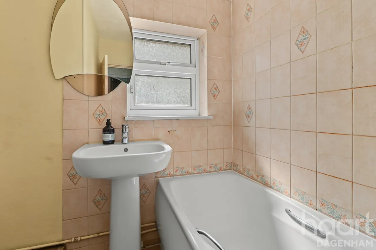 Ilchester Road, Dagenham, RM8, photo 19